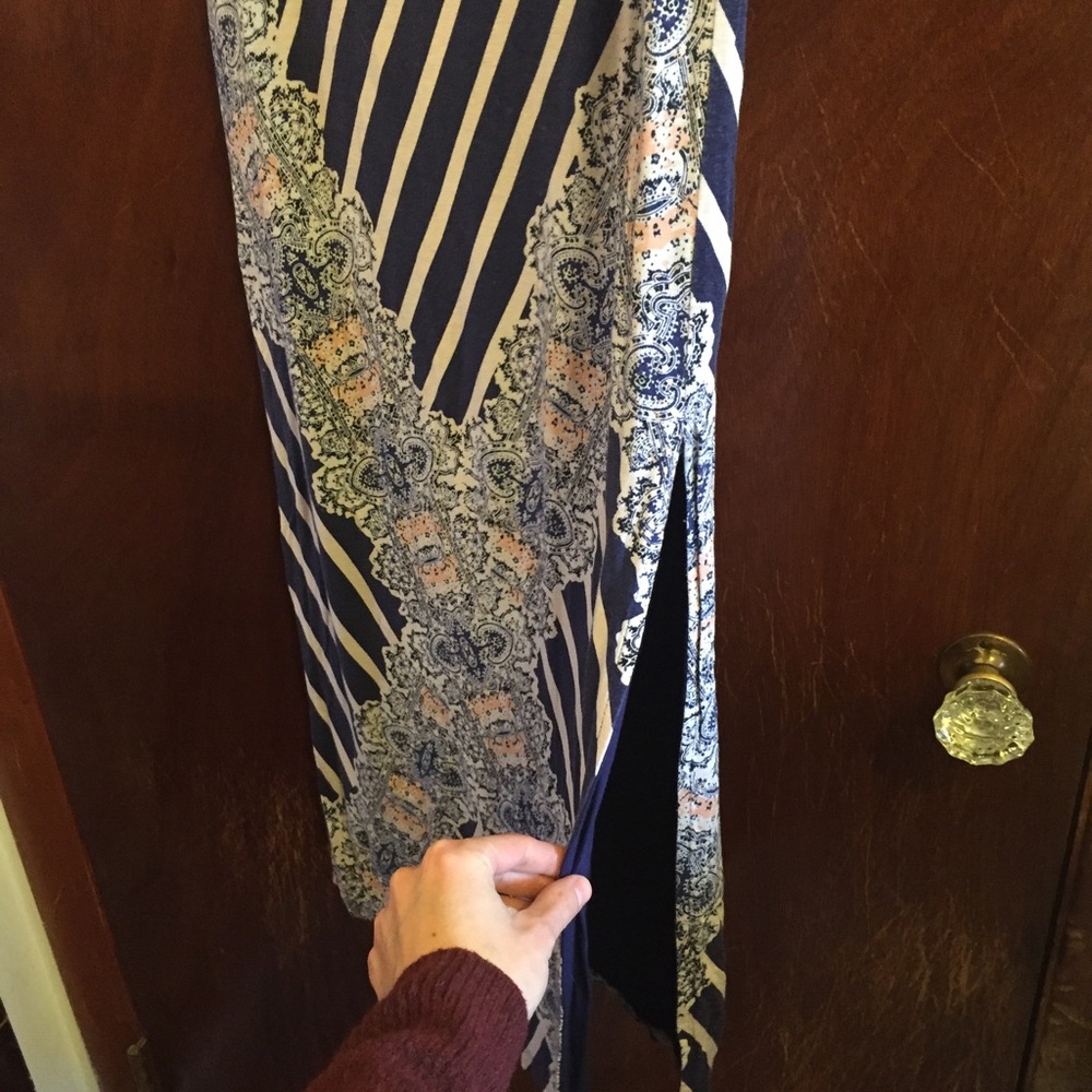 Printed Side-Slit Maxi - Picture 3 of 3